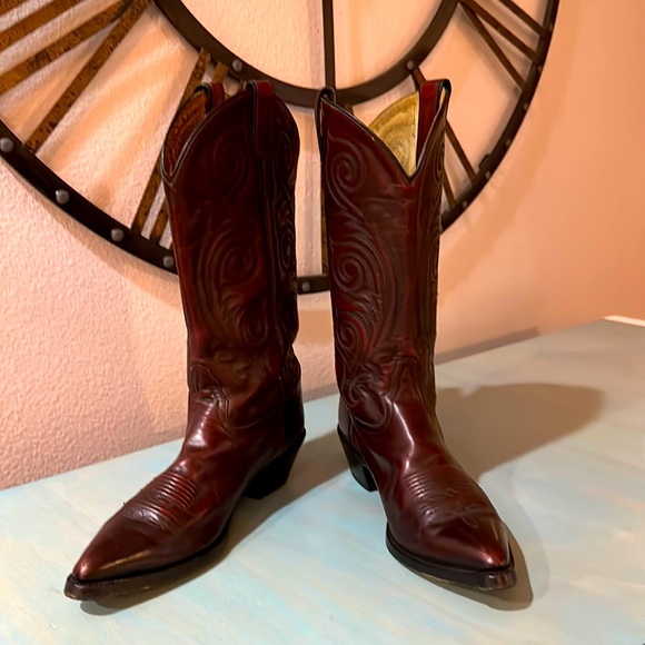 Women’s Tony lama size 40/ 9.5 - Picture 1 of 16